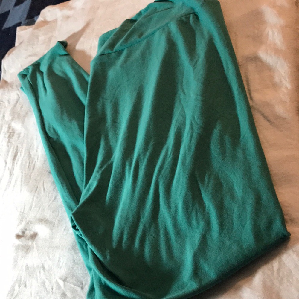 LuLaroe Solid Leggings TC
